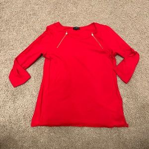 The limited gold zipper top